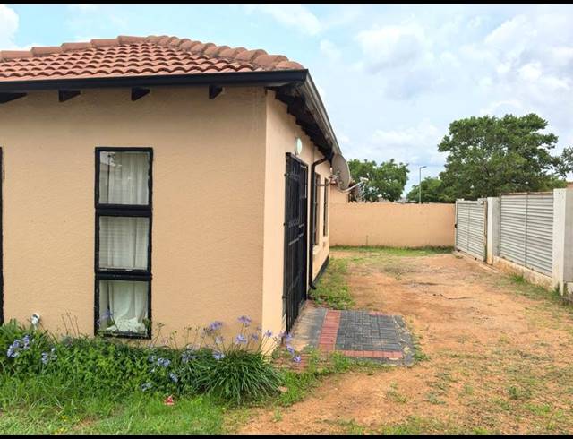 3 BEDROOM PROPERTY TO RENT IN GOUDRAND